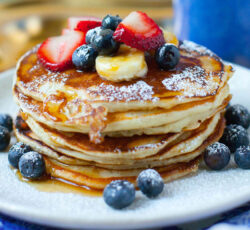 Pancakes With Fruit